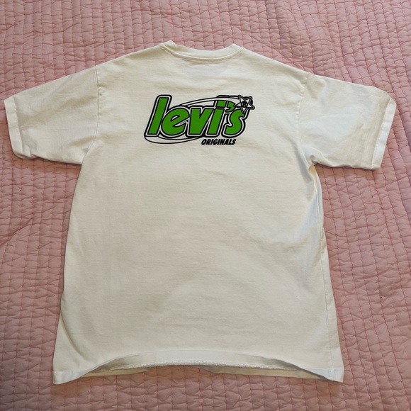 Levi’s Vintage Fit Graphic T-Shirt - Picture 4 of 6